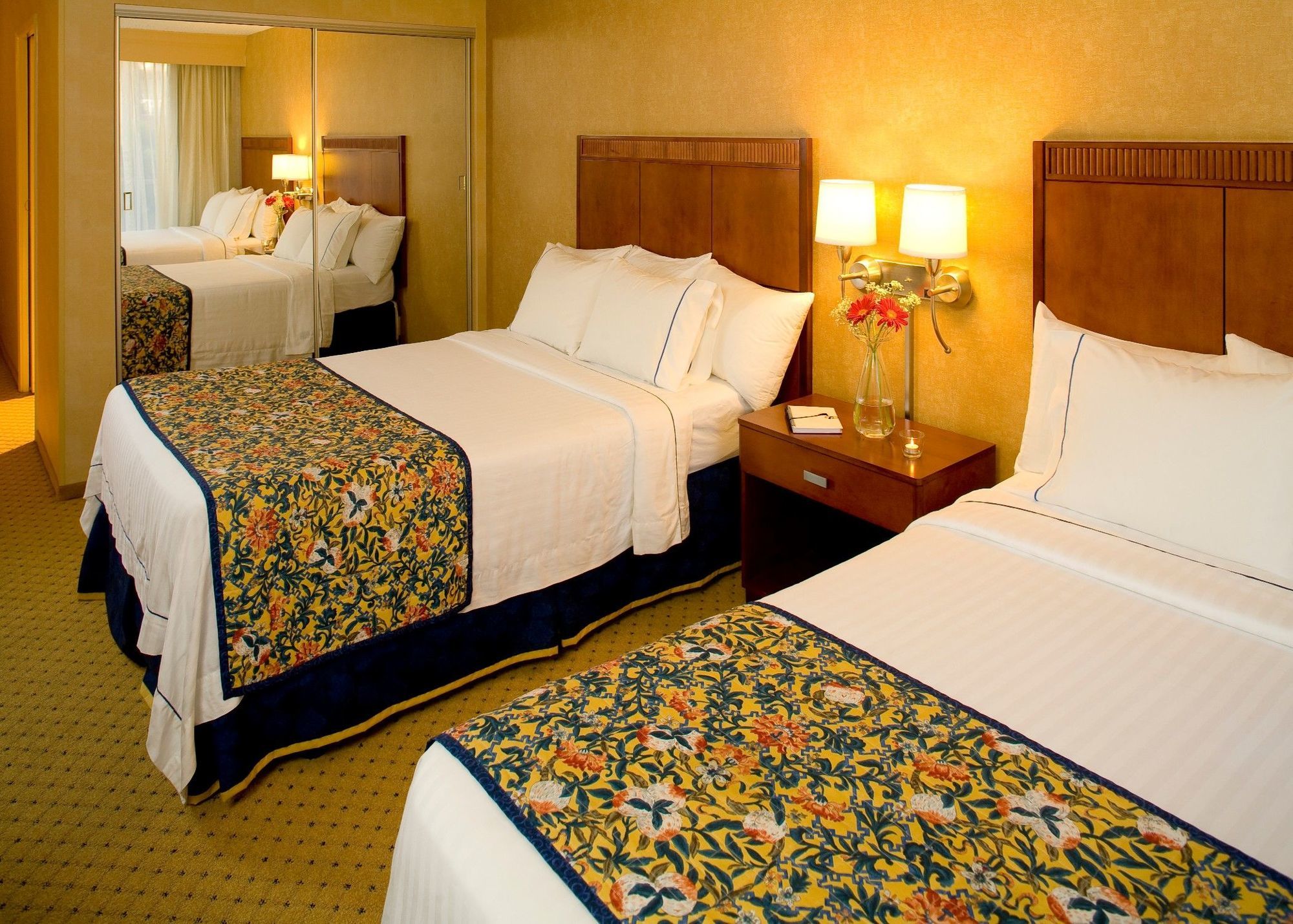 Courtyard By Marriott Long Beach Downtown Dış mekan fotoğraf